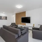 Appartamento Matic Ground Floor With Shared Pool
