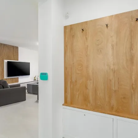 Matic Ground Floor With Shared Pool * 푼타나
